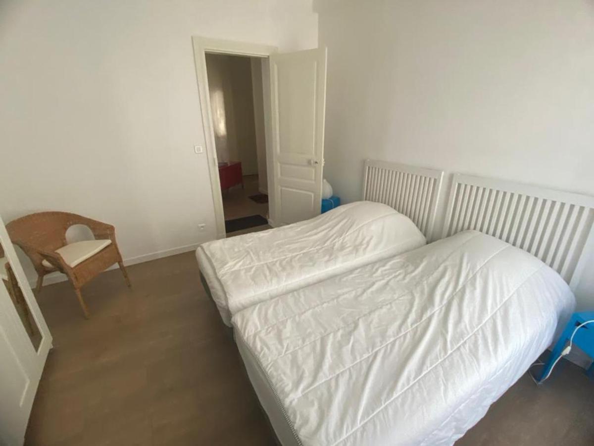 Apartment Charmant T3 Lumineux Avec Cuisine Neuve Et Proche Plages A Saint Charles, - Fr-1-239-968